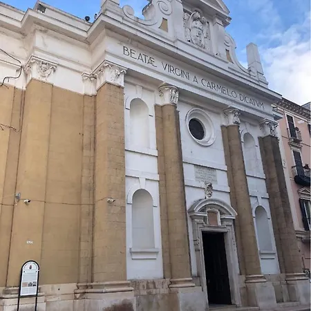 Downtown Museum Апартаменты Таранто