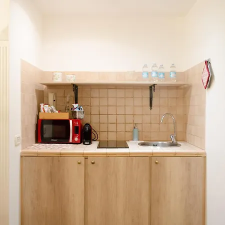 Downtown Museum Apartment *